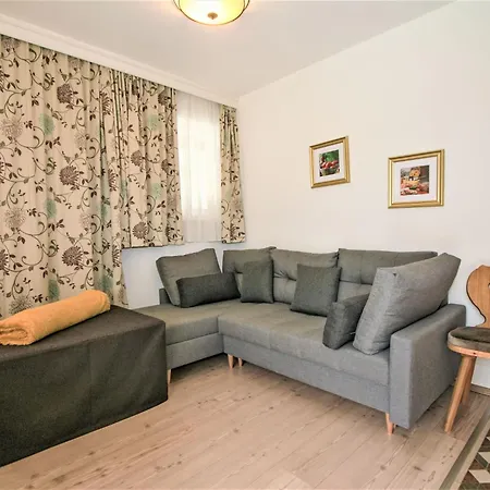 Wallischer Johann By Interhome Aschau Im Zillertal